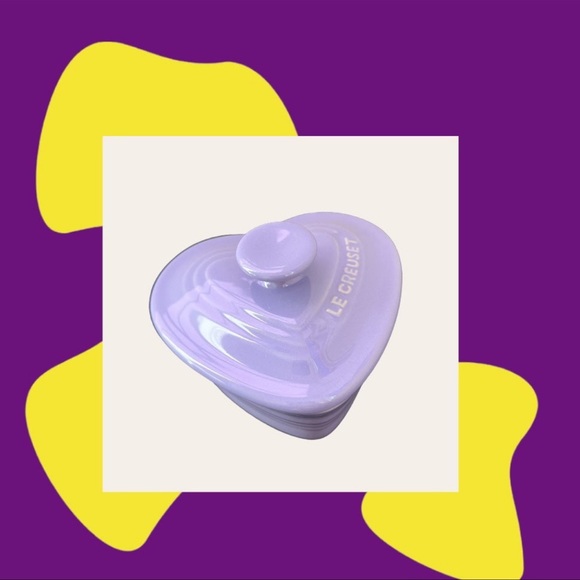 Le Creuset Dining New Le Creuset Heart Shaped Small Ramekin W Lid